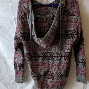 American Eagle Outfitters Sweaters - American Eagle pull over hooded sweater American Eagle Outfitters Sweaters - American Eagle pull over hooded sweater